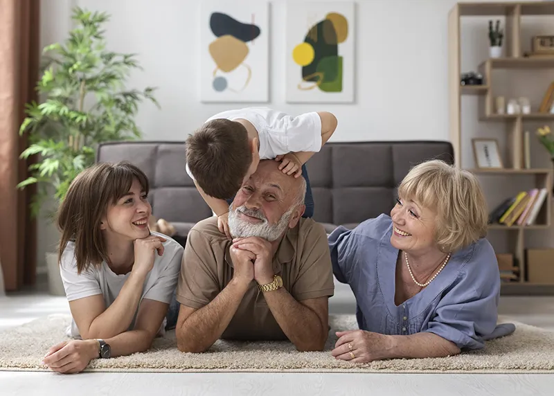 happy-family-floor-indoors-800px happy-family-floor-indoors-800px