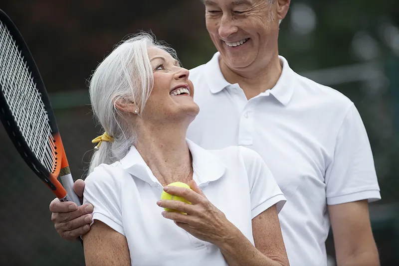 people-having-happy-retirement-800px