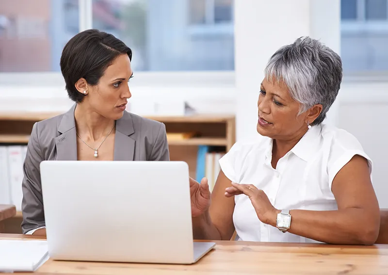 women-talking-800px women-talking-800px